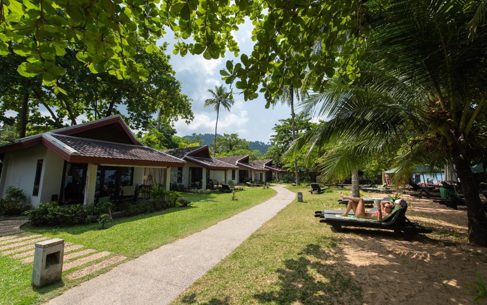 Nang Thong Bay Resort Khao Lak Exteriör bild