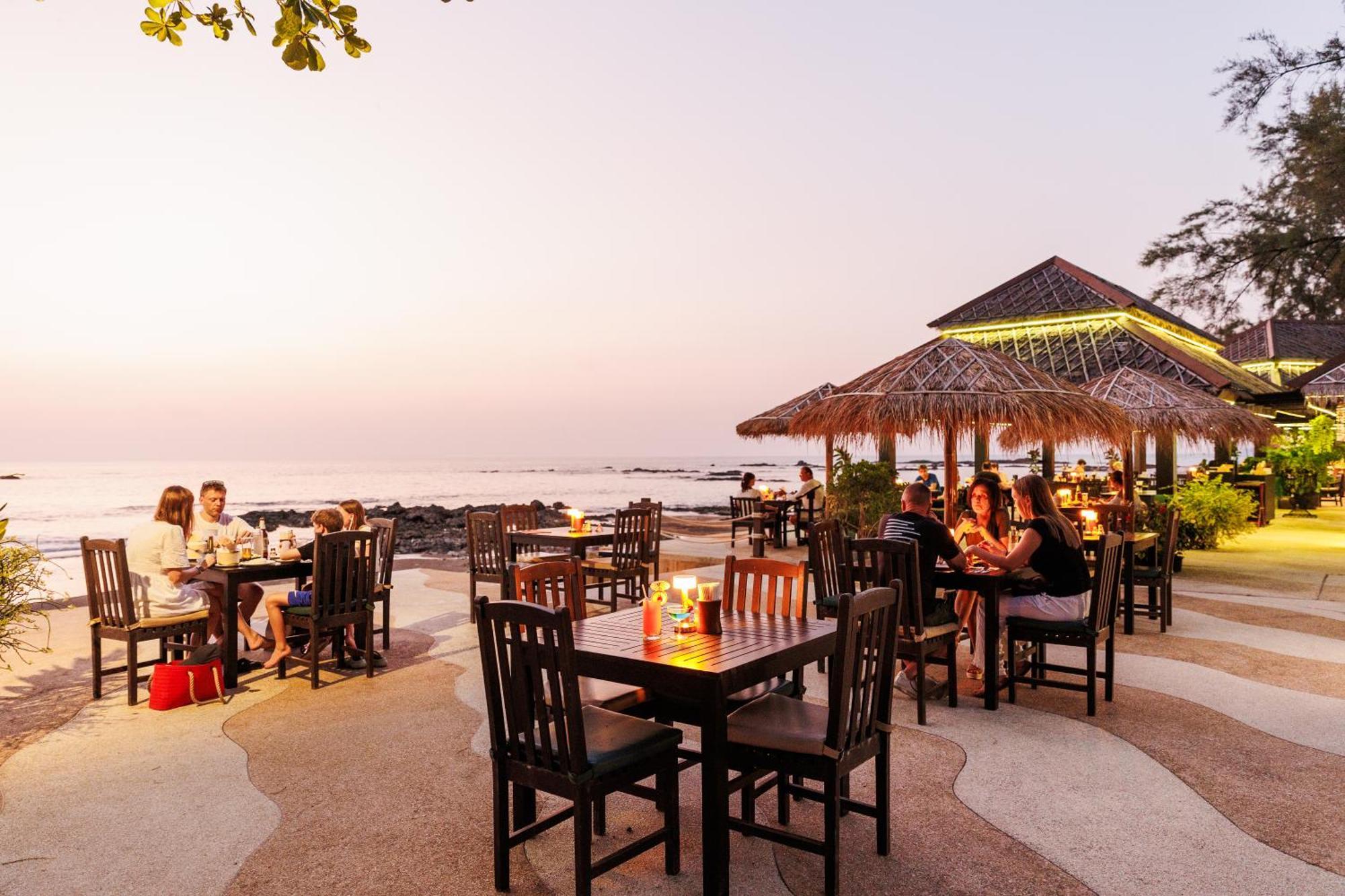 Nang Thong Bay Resort Khao Lak Exteriör bild